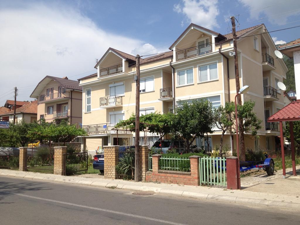 Guest House Lokoski Peštani المظهر الخارجي الصورة